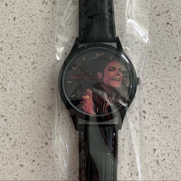 Michael Jackson Watch - Picture 3 of 3